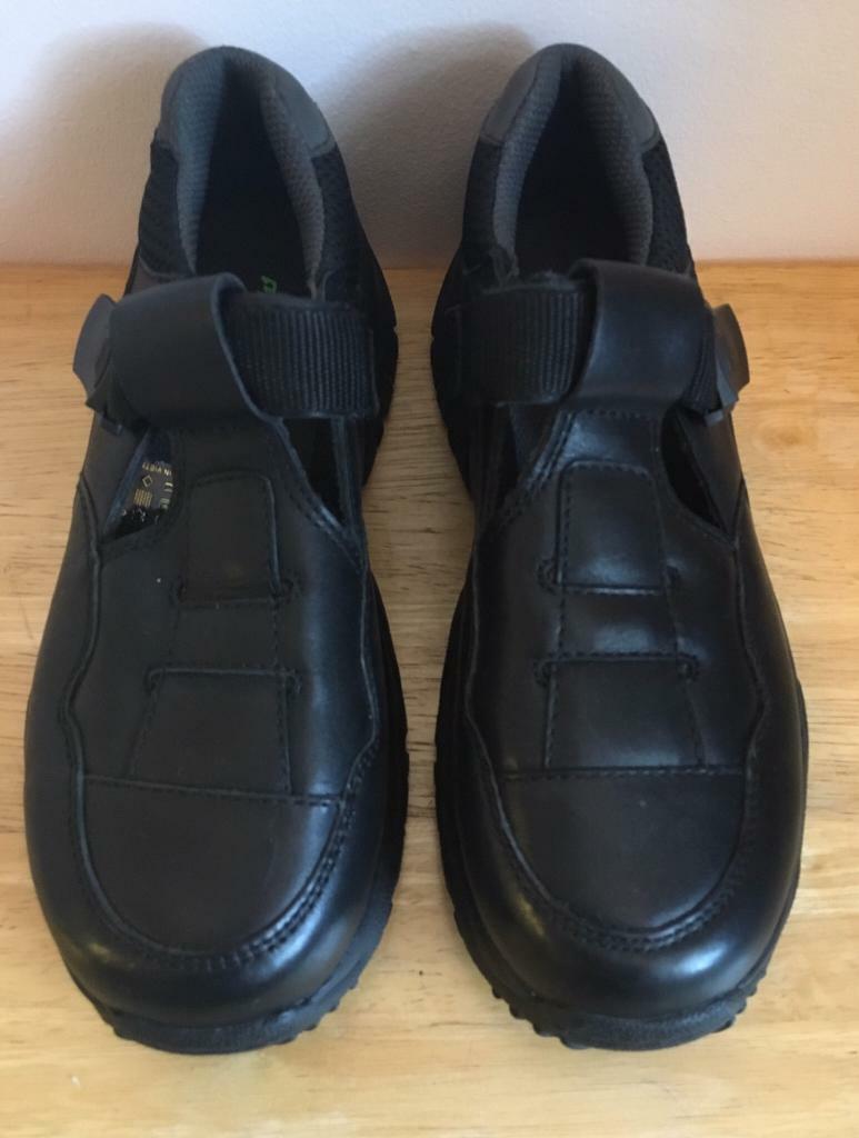 clarks shoes stoke on trent